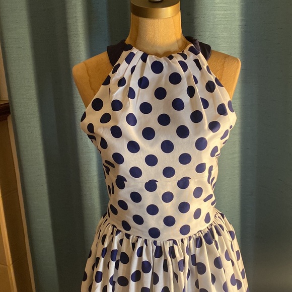 Queen of heartz dress size small - Picture 3 of 16